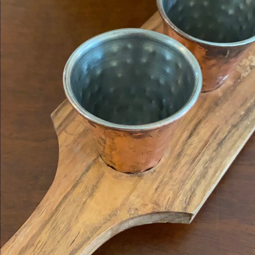 Set of shot glasses on wooden paddle - Picture 5 of 9